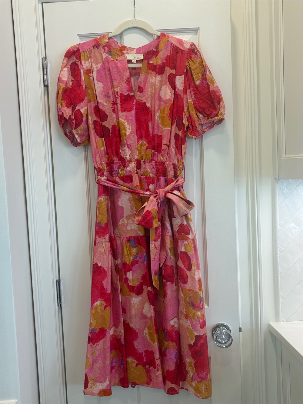 Avara Pinch Women’s Pink Floral Tie-Waist Lined Midi Dress
